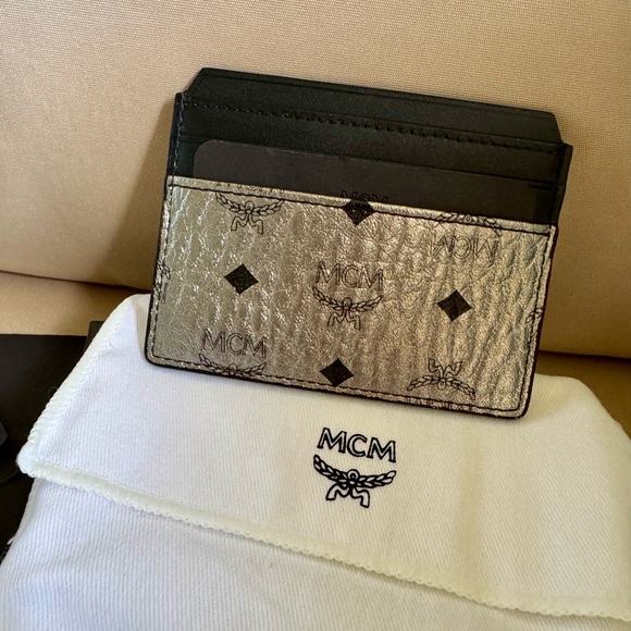 MCM Visetos Black Silver Metallic Diamond Cardholder - Picture 2 of 4